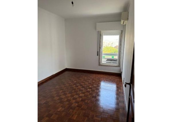 Apartamento T3 em Lisboa