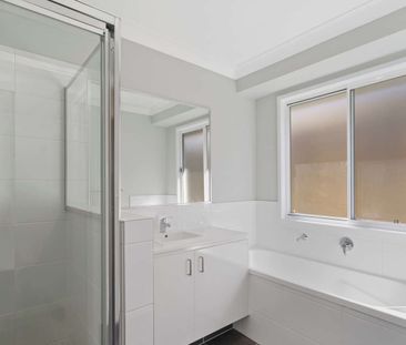 1/9 Sheepdog Road, Park Ridge QLD 4125 - House For Rent | Domain - Photo 4