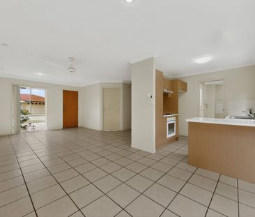 Comfortable Brendale Townhouse with Pool Access - Photo 1