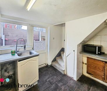 1 bedroom end of terrace house to rent - Photo 2