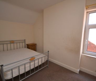 1 bed Shared House for Rent - Photo 2