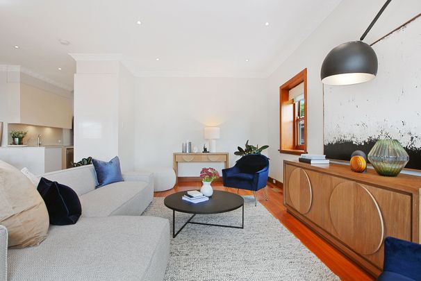 Georgian Glamour On Sussex - Photo 1