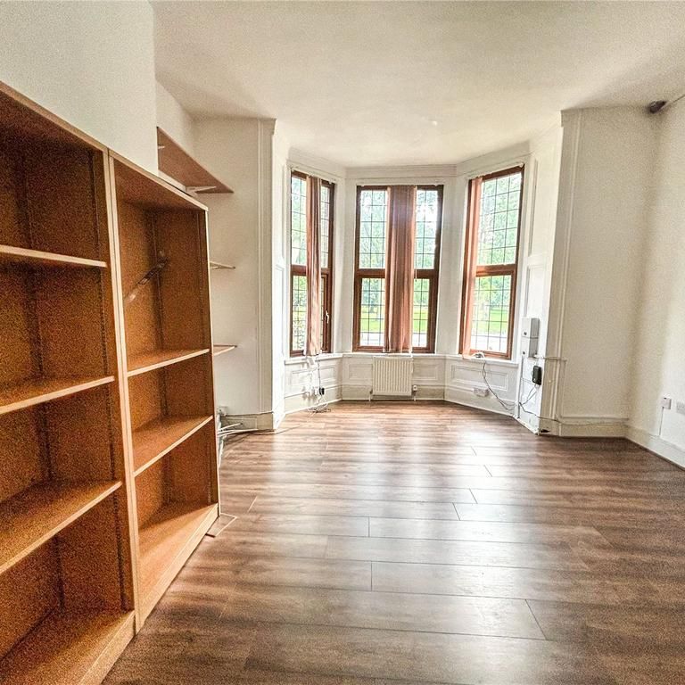 10 bedroom detached house to rent - Photo 1