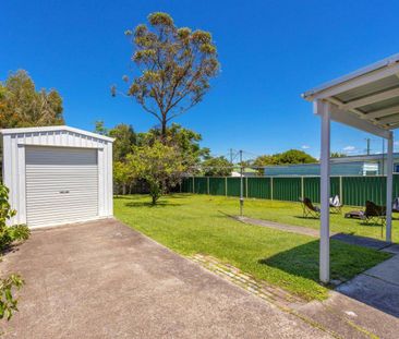 Stylish Renovated Cottage in an Unbeatable Location - Photo 2