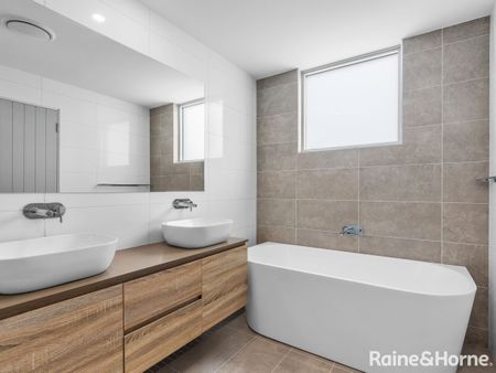 LUXURY ESCAPE - FULLY FURNISHED - Photo 4