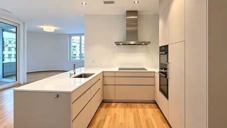 3.5 Zimmer, 93 m², 2. Stock - Foto 3