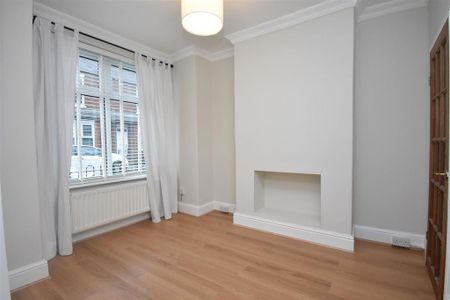 2 bedroom terraced house to rent - Photo 3