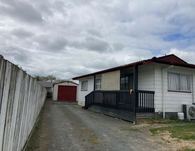 Three Bedroom Home - Photo 1