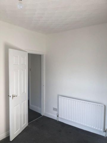 2 Bed Terraced House, Sunbeam Road, L13 - Photo 3