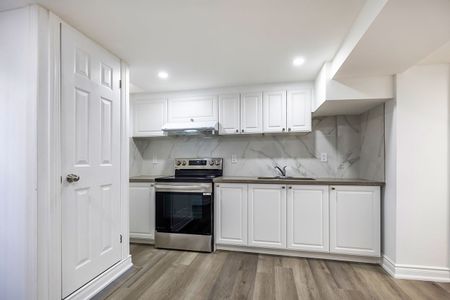 For Lease - 2003 Cedarwood Court, Pickering, Ontario - Photo 3