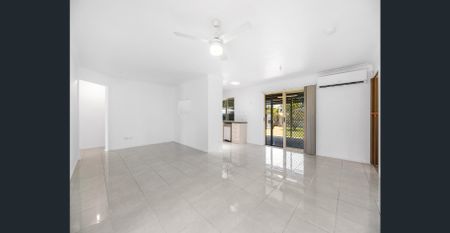 🌿 Charming Family Home in North Booval – Spacious, Sunny & Ready to Move In! - Photo 4