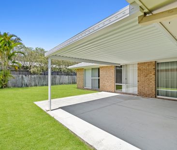 9 Chippendale Crescent, Currumbin Waters QLD 4223 - House For Rent ... - Photo 2