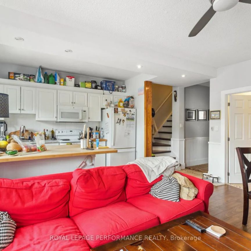 2 - 78 CAMBRIDGE STREET N - Photo 1