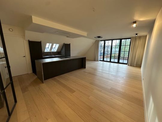 Appartement te huur - Photo 1