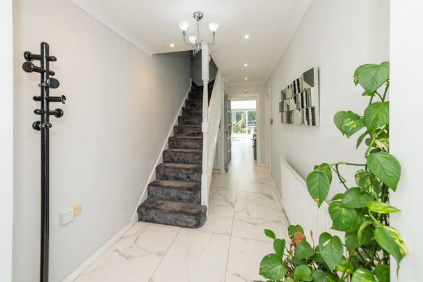 Southcote Farm Lane, Reading, RG30 - Photo 1