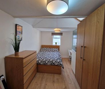 5 bedroom terraced house to rent - Photo 2