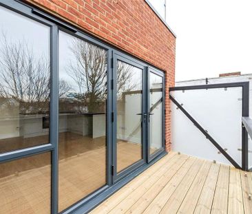 1 bedroom flat to rent - Photo 5