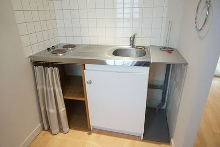 T1 bis de 36,85 m2, rue Solférino réf G142-3 - Photo 2