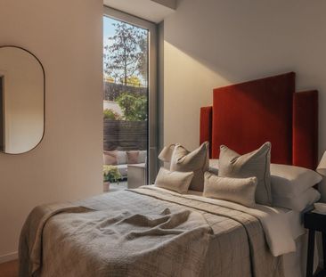 3 Bed Flat, Lillie Square, SW6 - Photo 5