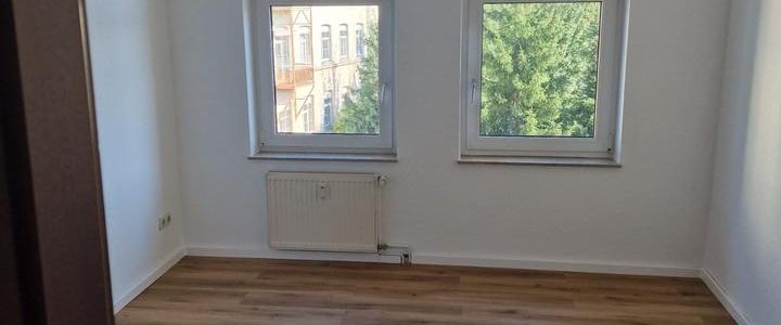 Frisch renovierte 2 Zimmer Wohnung in Crimmitschau - Foto 1