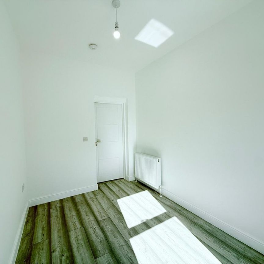 1 bed Shared Flat for Rent - Photo 1