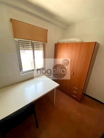 Piso de alquiler en El Plantinar – Avda. La Paz - El Juncal - Photo 3