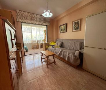 APARTMENT FOR RENT 100 METERS FROM THE BEACH IN PILAR DE LA HORADAD... - Photo 1