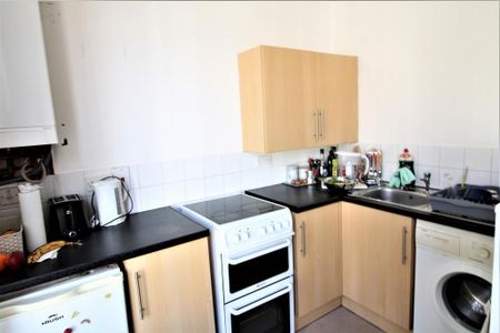 1 bedroom private hall to rent - Photo 5