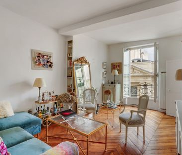 Location Appartement Paris 7 3 Pièces 48.75 m² - Photo 1