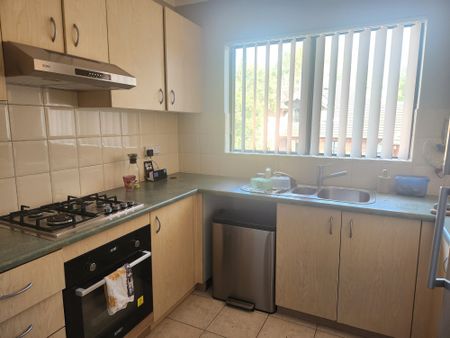 Dulwich Hill - Photo 2