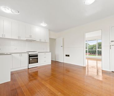 Spacious Family Home in Prime Location - Photo 5