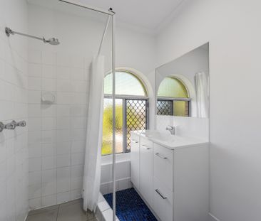 3/10 Upton St, Nundah QLD 4012 - House For Rent | Domain - Photo 6