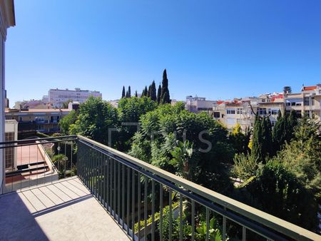 Apartamento T3 em condomínio com jardim e piscina, na Lapa - Photo 5