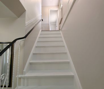 For Lease - 1443 Glen Rutley Circle, Mississauga, Ontario - Photo 1