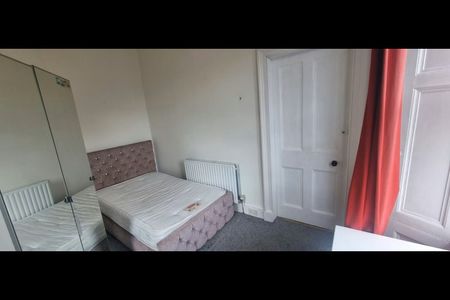 Room in a Shared Flat, Bernard Terrace, EH8 - Photo 5