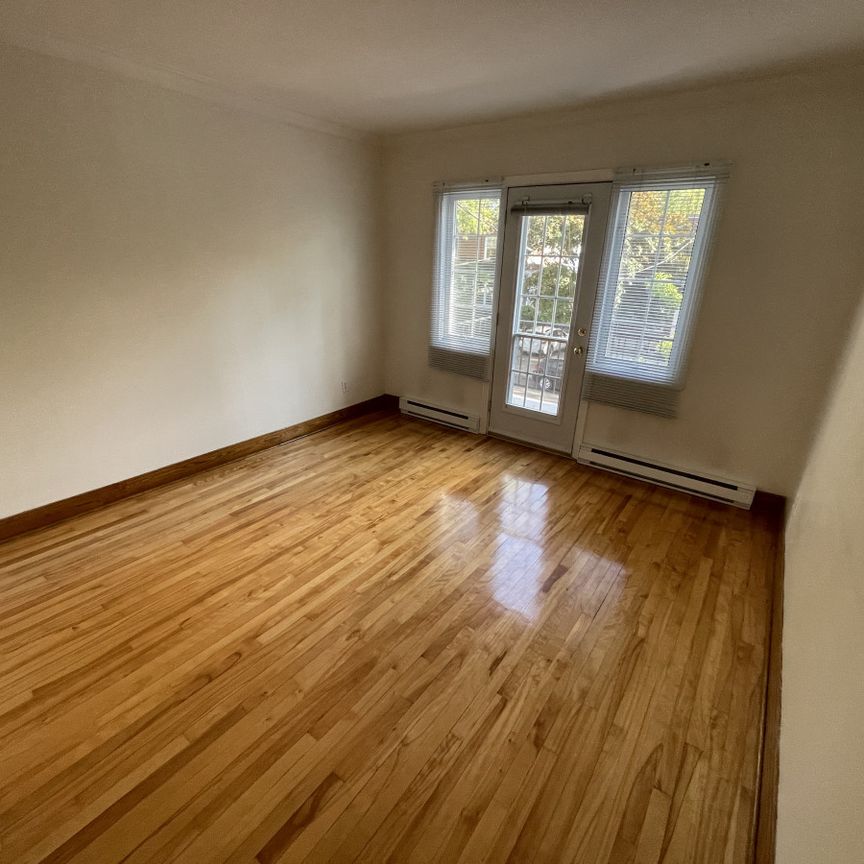 10607 Rue Waverly - Photo 1