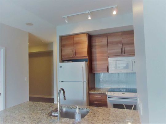 For Lease - 70 Forest Manor Road Unit# 2405, Toronto, Ontario - Photo 1