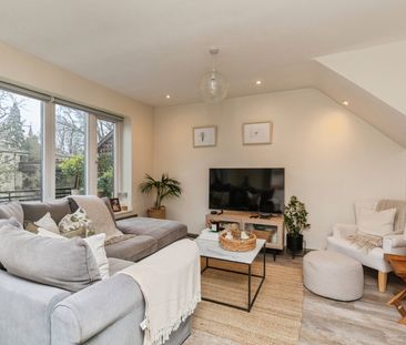 2 bedroom maisonette to rent - Photo 2