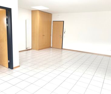 LAMONE - APPARTAMENTO 4.5 LOCALI ULTIMO PIANO - Foto 6