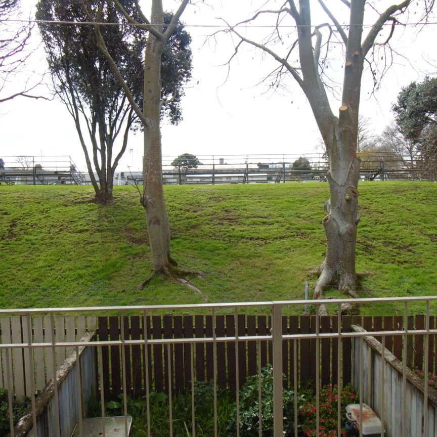 Fantastic location - Photo 1