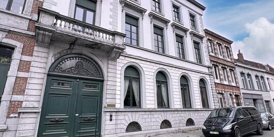 Appartement te huur in Tournai voor € 850 met 2 slaapkamers - Foto 3
