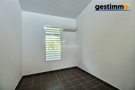 Location Appartement 2 pièces 38m² CAYENNE 97300 - Photo 2