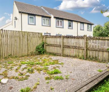 2 bedroom semi-detached house to rent - Photo 4