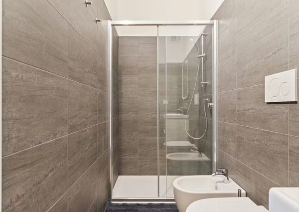 Via Luciano Manara, Milan, Lombardy 20122