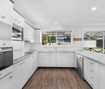 Cottage Charm in Ellalong - Photo 4