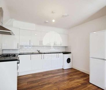 Slough Road, Iver Heath, SL0 - Photo 2