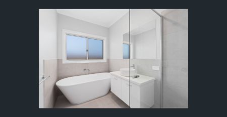 Glorious in Glenhaven - Photo 3