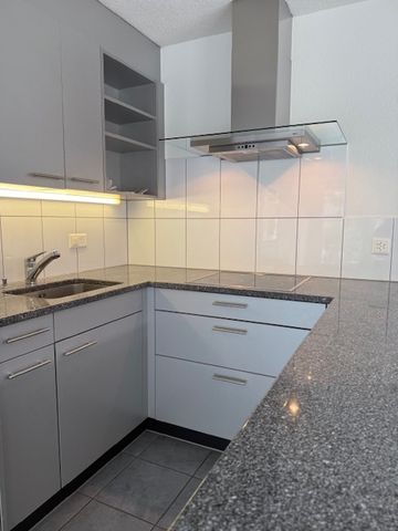 Helle 4.5-Zimmer-Wohnung mit Bergblick und Balkon in Toffen - Foto 4