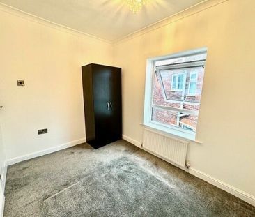Walton Street - Photo 1
