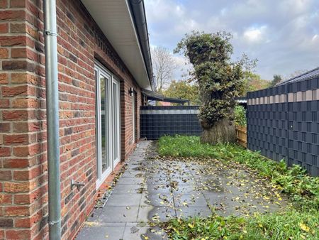 KfW 40 plus: Ebenerdige, energiesparende Bungalow-Haushälfte in ruhiger Siedlungslage von Strackholt - Foto 3